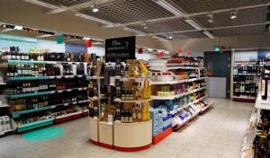 Myymälävarkauksien 21,9 % nousu alkuvuoden aikana alkaa vaikuttamaan jo Alkojenkin arkeen