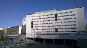 TS: Turkulainen 87-vuotias muistisairas nainen passitettiin päivystyksestä taksiin lähes alasti