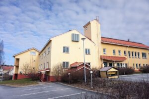 Kahdeksalle Ähtärin luottamushenkilölle ja yhdelle virkamiehelle syytteet – Yle: Isopandojen elämää lainoitettiin salaisilla päätöksillä