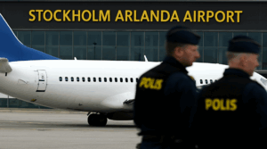 Somalialaisten karkotukset pysähtyivät median paineen alla – taustalla kiistanalainen sopimus kehitysapurahasta