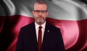 Puola vaatii EU-parlamenttia poistamaan europarlamentaarikon koskemattomuuden holokaustin kiistämisen vuoksi
