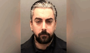 Pedofiili rokkari Ian Watkins tapettu vankilassa