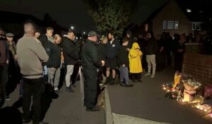 Lontoon veitsihyökkäys: Afganistanilainen turvapaikanhakija pidätetty – yksi kuoli, kaksi loukkaantui vakavasti