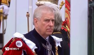 BBC: Prinssi Andrew pidätetty – poliisi teki ratsioita kahdessa maakunnassa