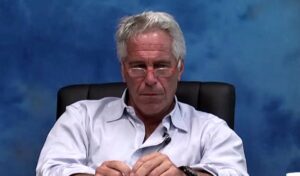 Uudet asiakirjat: Epstein siirrätti arkaluonteista materiaalia pois salaisiin varastoihin ennen ratsioita