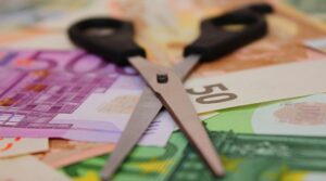 Vuoden 2024 talouskehitys oli ennustettua heikompaa